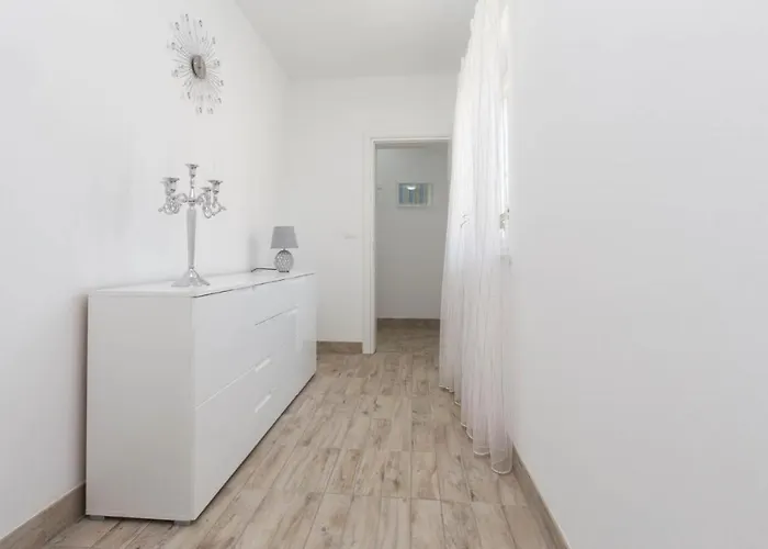 Edi Premium White * 푼타나